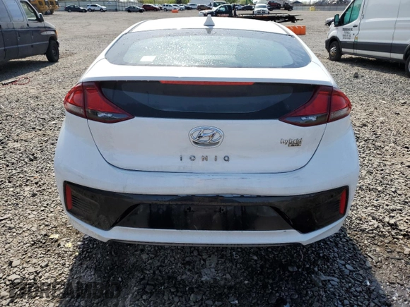 2017 Hyundai Ioniq Blue z VIN KMHC65LC3HU037395, wystawiony jako Copart lot #54476255 z przebiegiem 60 242 mil mil oraz Szkoda całkowita • Salvage title. Historia ofert i sprzedaży dostępna na DreamBid. Obrazek 6.