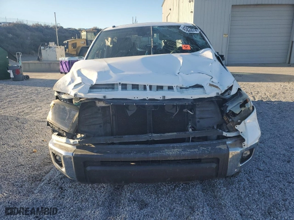 2019 Toyota Tundra 4WD SR5 with VIN 5TFHY5F19KX786075, listed as a Copart auction lot 82649434 with 0 mi miles and Salvage Title. Bid and sale history available at carsss.com. Image 5.