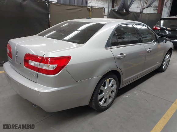 2008 Lincoln MKZ with VIN 3LNHM26T18R601655, listed as a IAAI auction lot 41463649 with 101,486 mi miles. Bid and sale history available at carsss.com. Image 4.