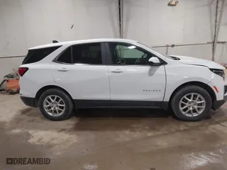 2022 Chevrolet Equinox LT with VIN 3GNAXUEV0NS222198, listed as a IAAI auction lot 41854151 with 30,034 mi miles. Bid and sale history available at carsss.com. Image 13.