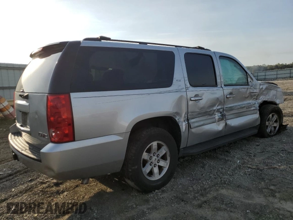 2011 GMC Yukon XL SLT with VIN 1GKS1KE09BR203305, listed as a Copart auction lot 52256945 with 225,017 mi miles and Clean Title. Bid and sale history available at carsss.com. Image 3.