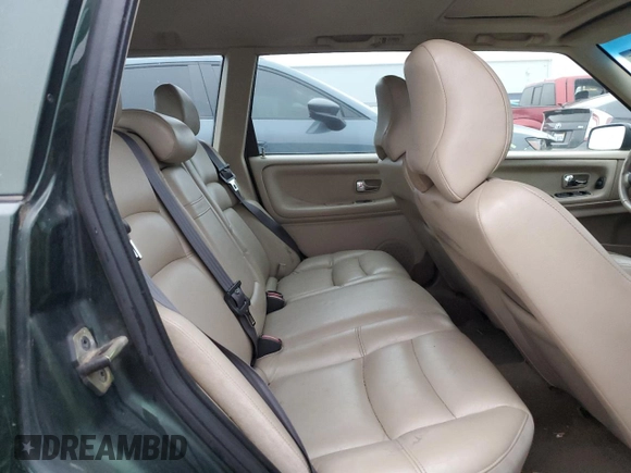2000 Volvo V70 with VIN YV1LW61J7Y2686571, listed as a Copart auction lot 87215874 with 163,439 mi miles and Clean Title. Bid and sale history available at carsss.com. Image 10.