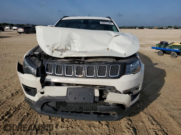 2019 Jeep Compass Latitude with VIN 3C4NJCBB7KT762945, listed as a Copart auction lot 55917165 with 100,854 mi miles and Salvage title. Bid and sale history available at DreamBid. Image 5.