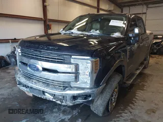 2018 Ford Super Duty F-250 SRW XL with VIN 1FT7W2BT3JEB00064, listed as a IAAI auction lot 41331775 with 171,569 mi miles. Bid and sale history available at carsss.com. Image 6.