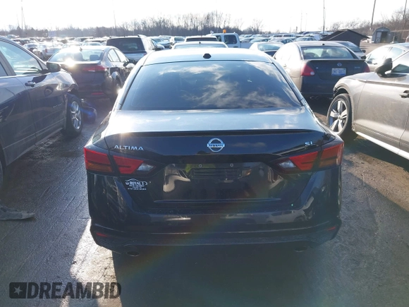 2020 Nissan Altima 2.5 SL with VIN 1N4BL4EV3LC231432, listed as a IAAI auction lot 41668475 with 108,146 mi miles. Bid and sale history available at carsss.com. Image 16.