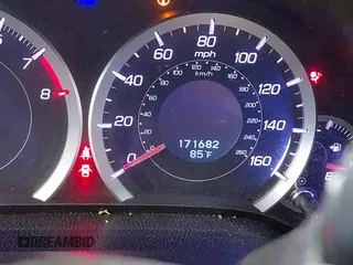 2011 Acura TSX с VIN JH4CU2F62BC014328, выставлен на аукционе IAAI как лот 42572708 с пробегом 171 682 миль миль и . История ставок и продаж доступна на DreamBid. Изображение 7.