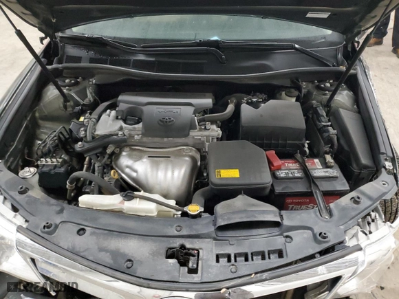 2014 Toyota Camry L with VIN 4T4BF1FKXER363980, listed as a Copart auction lot 41827395 with 129,704 mi miles and Non Repairable. Bid and sale history available at carsss.com. Image 12.