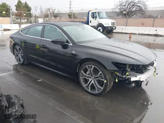 2019 Audi A7 Prestige with VIN WAUV2AF24KN021015, listed as a IAAI auction lot 41479702 with 37,840 mi miles. Bid and sale history available at carsss.com. Image 1.
