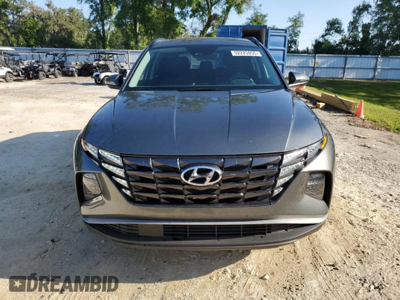 2022 Hyundai Tucson SEL with VIN 5NMJB3AE1NH121735, listed as a Copart auction lot 52225955 with 43,952 mi miles and Salvage Title. Bid and sale history available at carsss.com. Image 5.