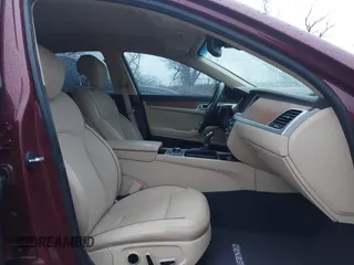 2015 Hyundai Genesis 3.8L with VIN KMHGN4JE5FU028777, listed as a IAAI auction lot 41222805 with 58,104 mi miles. Bid and sale history available at carsss.com. Image 5.