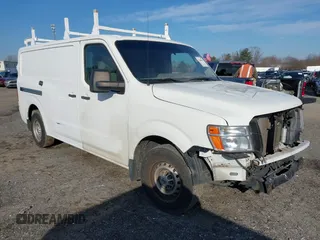 2016 Nissan NV SL with VIN 1N6BF0KY5GN809353, listed as a IAAI auction lot 41446419 with 190,805 mi miles. Bid and sale history available at carsss.com. Image 1.