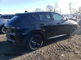 2024 Dodge Hornet R/T Plus z VIN ZACPDFDW5R3A16875, wystawiony jako Copart lot #43531855 z przebiegiem 23 mil mil oraz Szkoda całkowita • Salvage title. Historia ofert i sprzedaży dostępna na DreamBid. Obrazek 3.