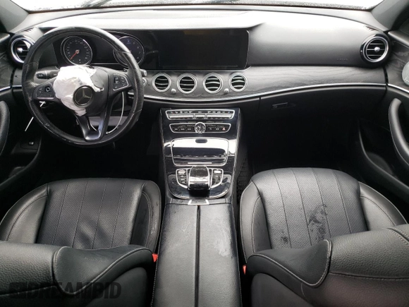 2017 Mercedes-Benz E-Class E 300 Luxury with VIN WDDZF4JB4HA039618, listed as a Copart auction lot 45012933 with 61,892 mi miles. Bid and sale history available at carsss.com. Image 8.