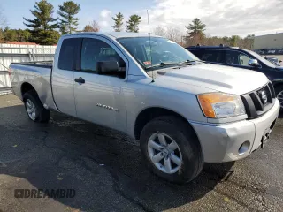 2011 Nissan Titan S z VIN 1N6AA0CJ1BN306259, wystawiony jako Copart lot #51219955 z przebiegiem 75 741 mil mil oraz Szkoda całkowita • Salvage title. Historia ofert i sprzedaży dostępna na DreamBid. Obrazek 4.
