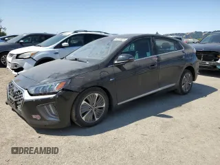 2020 Hyundai Ioniq SEL с VIN KMHC75LD1LU213875, выставлен на аукционе Copart как лот 62418825 с пробегом 38 025 миль миль и Списание • Salvage title. История ставок и продаж доступна на DreamBid. Изображение 1.