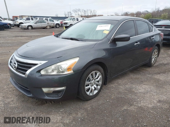 2013 Nissan Altima SV with VIN 1N4AL3AP2DN442155, listed as a IAAI auction lot 41837021 with 181,233 mi miles and . Bid and sale history available at carsss.com. Image 2.
