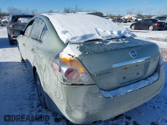 2007 Nissan Altima 2.5 S with VIN 1N4AL21E07C130750, listed as a IAAI auction lot 41376786 with 94,368 mi miles. Bid and sale history available at carsss.com. Image 3.