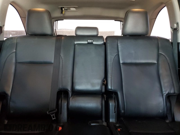 2016 Toyota Highlander XLE z VIN 5TDJKRFH4GS246539, wystawiony jako Copart lot #56583125 z przebiegiem 158 537 mil mil oraz Szkoda całkowita • Salvage title. Historia ofert i sprzedaży dostępna na DreamBid. Obrazek 10.