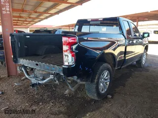 2019 Chevrolet Silverado 1500 LT with VIN 1GCRYDED6KZ235973, listed as a IAAI auction lot 41861962 with 84,227 mi miles. Bid and sale history available at carsss.com. Image 4.