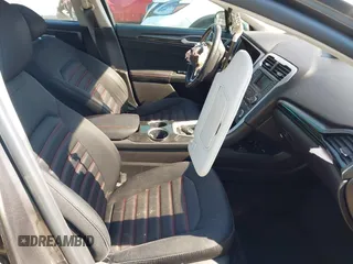 2013 Ford Fusion SE with VIN 3FA6P0H74DR338049, listed as a IAAI auction lot 42090944 with 139,645 mi miles. Bid and sale history available at carsss.com. Image 5.