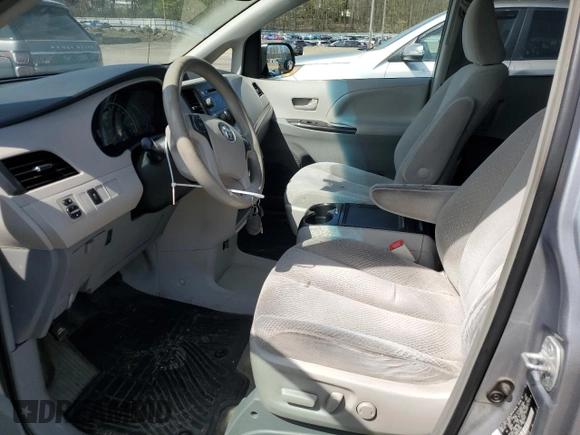 2013 Toyota Sienna LE with VIN 5TDJK3DC0DS065499, listed as a Copart auction lot 54142115 with 498,690 mi miles and Clean Title. Bid and sale history available at carsss.com. Image 7.