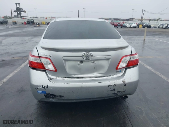 2008 Toyota Camry Hybrid with VIN 4T1BB46KX8U045725, listed as a IAAI auction lot 41186968 with 156,526 mi miles. Bid and sale history available at carsss.com. Image 6.