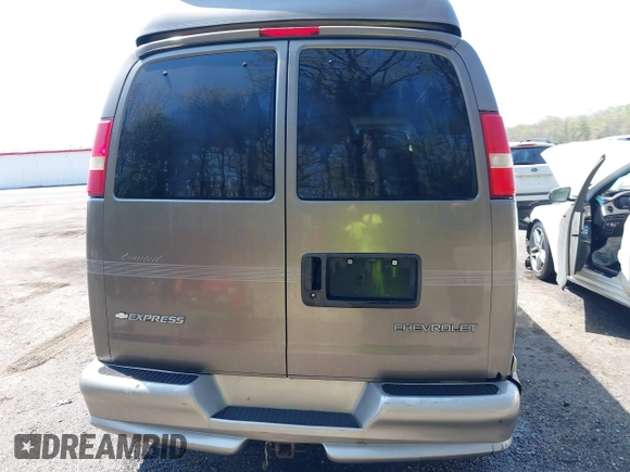 2004 Chevrolet Express Passenger with VIN 1GBFG15T641138032, listed as a IAAI auction lot 42005922 with 200,232 mi miles and . Bid and sale history available at DreamBid. Image 17.