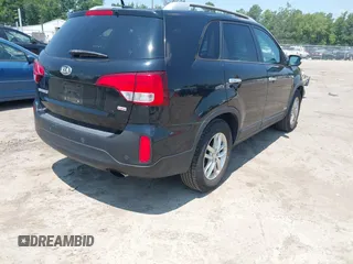 2015 Kia Sorento LX with VIN 5XYKTCA65FG594317, listed as a IAAI auction lot 42846084 with 113,297 mi miles and . Bid and sale history available at DreamBid. Image 4.