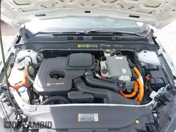 2019 Ford Fusion Hybrid SE with VIN 3FA6P0LU6KR267365, listed as a IAAI auction lot 42030525 with 95,401 mi miles. Bid and sale history available at carsss.com. Image 10.
