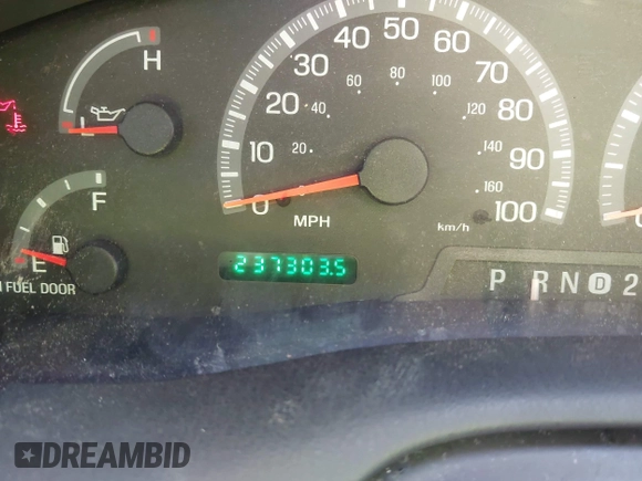 2003 Ford F-150 XL with VIN 1FTRX17W93NA39048, listed as a IAAI auction lot 41918798 with 237,303 mi miles. Bid and sale history available at carsss.com. Image 7.