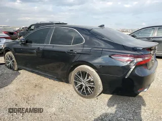 2021 Toyota Camry SE Nightshade with VIN 4T1G11AK6MU497664, listed as a Copart auction lot 44154145 with 32,321 mi miles and Salvage Title. Bid and sale history available at carsss.com. Image 2.