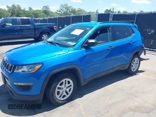 2018 Jeep Compass Sport с VIN 3C4NJCAB0JT338622, выставлен на аукционе IAAI как лот 42287302 с пробегом 99 554 миль миль и . История ставок и продаж доступна на DreamBid. Изображение 17.