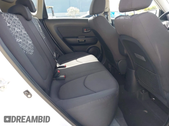 2010 Kia Soul + with VIN KNDJT2A21A7128666, listed as a IAAI auction lot 42019160 with 113,198 mi miles. Bid and sale history available at carsss.com. Image 8.