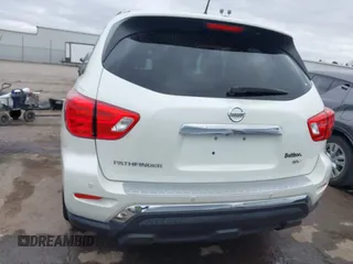 2018 Nissan Pathfinder SV with VIN 5N1DR2MN1JC673562, listed as a IAAI auction lot 41828213 with 62,882 mi miles. Bid and sale history available at carsss.com. Image 17.