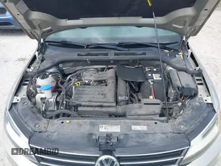 2016 Volkswagen Jetta Sedan 1.4T SE with VIN 3VWD67AJ9GM321104, listed as a IAAI auction lot 40633152 with 126,335 mi miles. Bid and sale history available at carsss.com. Image 10.