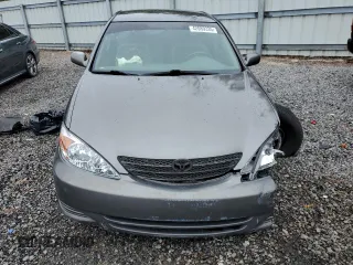 2003 Toyota Camry LE z VIN 4T1BF32K43U546140, wystawiony jako Copart lot #54493785 z przebiegiem 165 264 mil mil oraz Nie do naprawy • Non repairable. Historia ofert i sprzedaży dostępna na DreamBid. Obrazek 5.