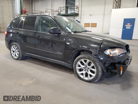 2011 BMW X5 35i z VIN 5UXZV4C52BL743475, wystawiony jako Copart lot #56238615 z przebiegiem 218 738 mil mil oraz Szkoda całkowita • Salvage title. Historia ofert i sprzedaży dostępna na DreamBid. Obrazek 4.