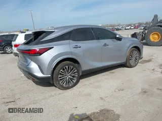 2023 Lexus RX 350 z VIN JTJCHMAA0P2005263, wystawiony jako IAAI lot #40102658 z przebiegiem Nie podano mil oraz . Historia ofert i sprzedaży dostępna na DreamBid. Obrazek 4.
