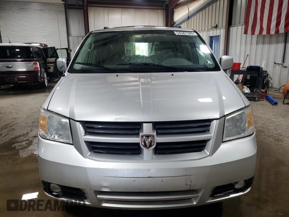 2010 Dodge Grand Caravan SXT with VIN 2D4RN5D1XAR268976, listed as a Copart auction lot 54587505 with 179,000 mi miles and Salvage Title. Bid and sale history available at DreamBid. Image 5.