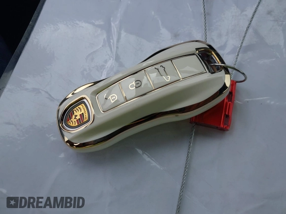 2024 Porsche Cayenne z VIN WP1AA2AY6RDA14314, wystawiony jako IAAI lot #42439986 z przebiegiem 3 212 mil mil oraz . Historia ofert i sprzedaży dostępna na DreamBid. Obrazek 11.