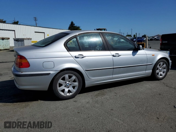 2003 BMW 3 Series 325i with VIN WBAEV33423KL85476, listed as a Copart auction lot 62429495 with 153,960 mi miles and Clean title. Bid and sale history available at DreamBid. Image 3.