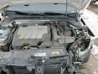 2014 Volkswagen Jetta TDI with VIN 3VW3L7AJ2EM361106, listed as a Copart auction lot 82982754 with 96,024 mi miles and Salvage title. Bid and sale history available at DreamBid. Image 13.