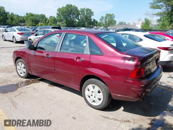 2007 Ford Focus S with VIN 1FAFP34N57W301504, listed as a IAAI auction lot 42611419 with 182,188 mi miles and . Bid and sale history available at DreamBid. Image 3.