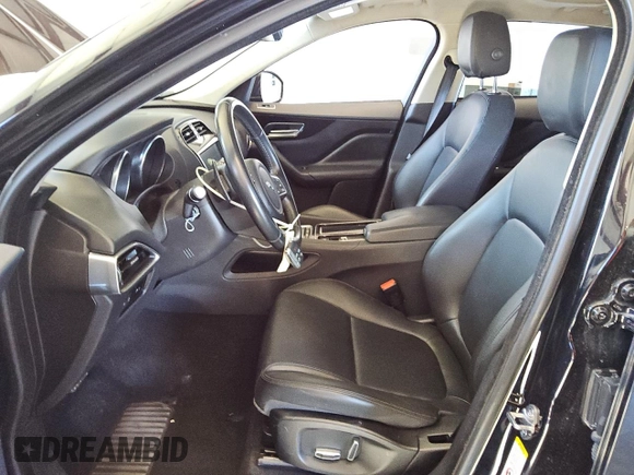 2020 Jaguar F-Pace 25t z VIN SADCS2FX9LA645238, wystawiony jako Copart lot #85500144 z przebiegiem 72 376 mil mil oraz Czysty tytuł • Clean title. Historia ofert i sprzedaży dostępna na DreamBid. Obrazek 7.
