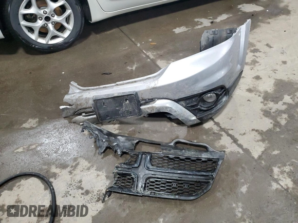 2019 Dodge Journey Crossroad z VIN 3C4PDDGG2KT752267, wystawiony jako Copart lot #43430935 z przebiegiem Nie podano mil oraz Szkoda całkowita • Salvage title. Historia ofert i sprzedaży dostępna na DreamBid. Obrazek 14.