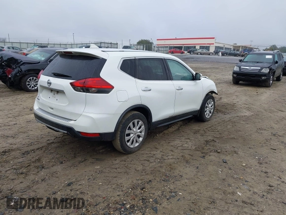 2017 Nissan Rogue SV with VIN KNMAT2MTXHP513920, listed as a IAAI auction lot 40800668 with 105,460 mi miles. Bid and sale history available at carsss.com. Image 4.