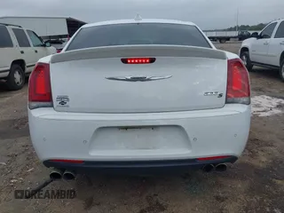 2016 Chrysler 300 S z VIN 2C3CCAGG5GH270347, wystawiony jako IAAI lot #41487152 z przebiegiem 104 041 mil mil oraz . Historia ofert i sprzedaży dostępna na DreamBid. Obrazek 17.