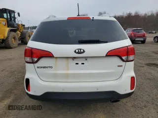 2015 Kia Sorento LX with VIN 5XYKTCA69FG654549, listed as a Copart auction lot 52322315 with 202,842 mi miles and Clean Title. Bid and sale history available at DreamBid. Image 6.