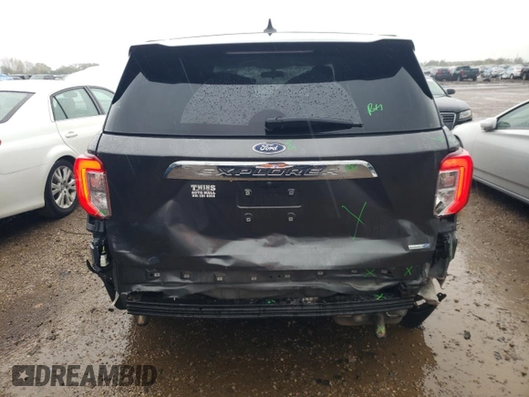 2020 Ford Explorer with VIN 1FMSK8BH2LGA95690, listed as a Copart auction lot 72198824 with 137,862 mi miles and Salvage Title. Bid and sale history available at carsss.com. Image 6.