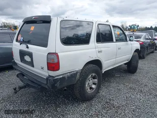 1998 Toyota 4Runner Limited with VIN JT3HN87R4W0167059, listed as a IAAI auction lot 41954926 with 304,536 mi miles. Bid and sale history available at carsss.com. Image 4.